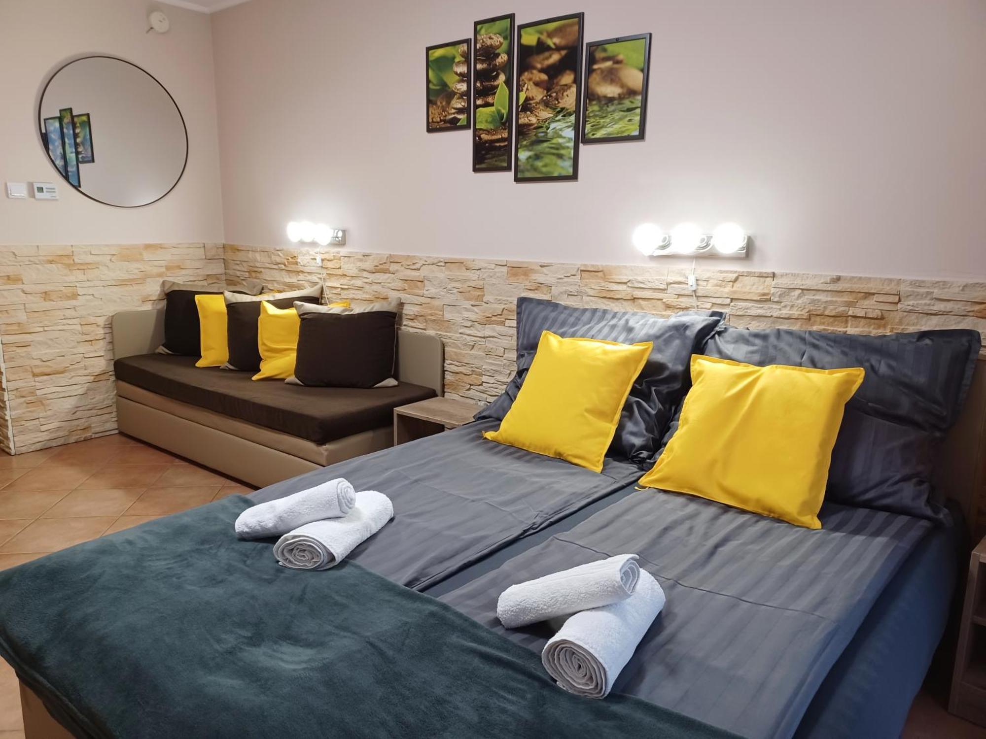 Bambusz Apartman Дьюла Экстерьер фото